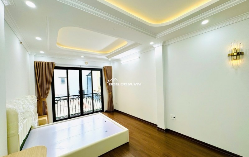 NHÀ PHỐ VĨNH TUY - PHÂN LÔ - THANG MÁY - CÁCH PHỐ 20M - 40M2 - 5 TẦNG - NHỈNH 10TỶ